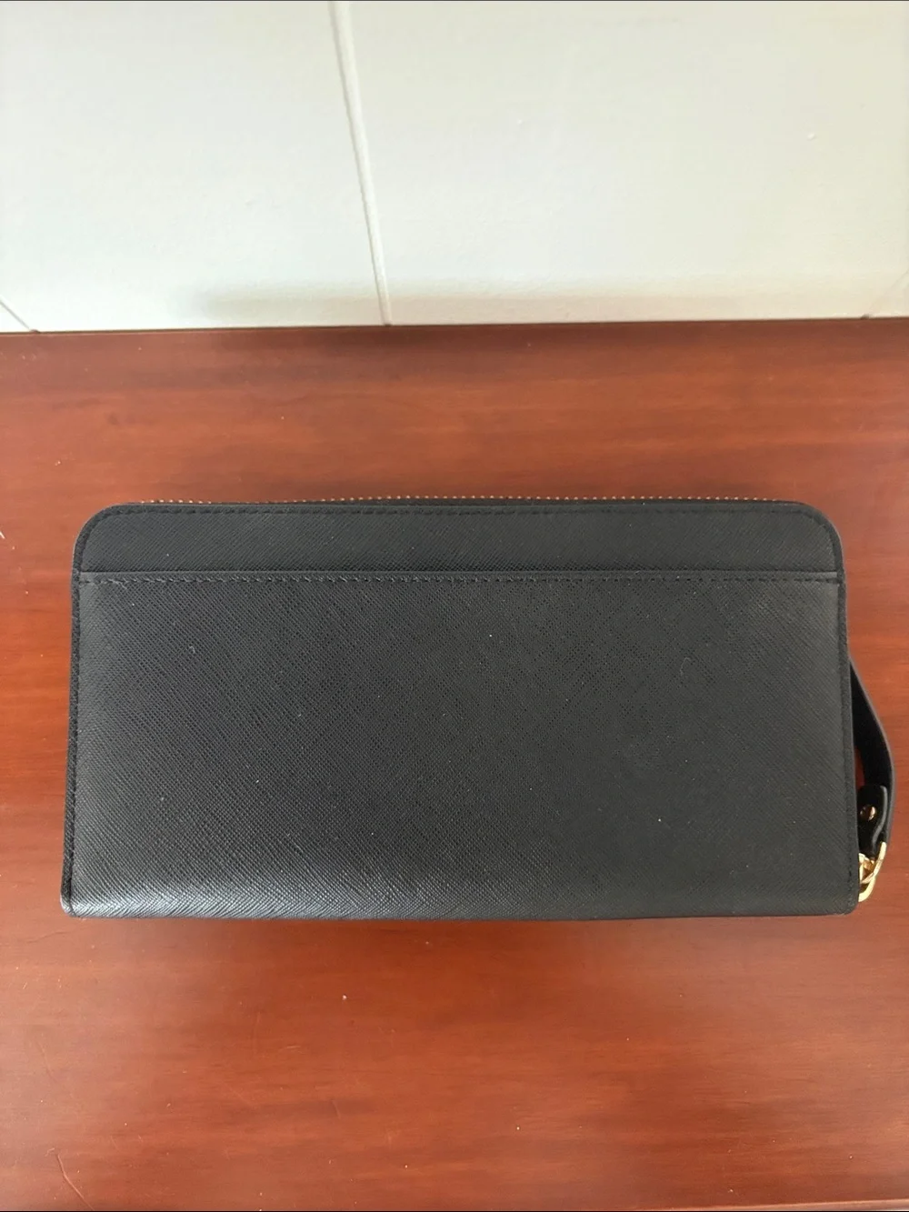 Kate Spade New York Laurel Way Neda Saffiano Black eather Zip Continental Wallet